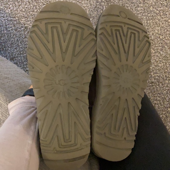 UGG women’s classic short II boots - Picture 5 of 5